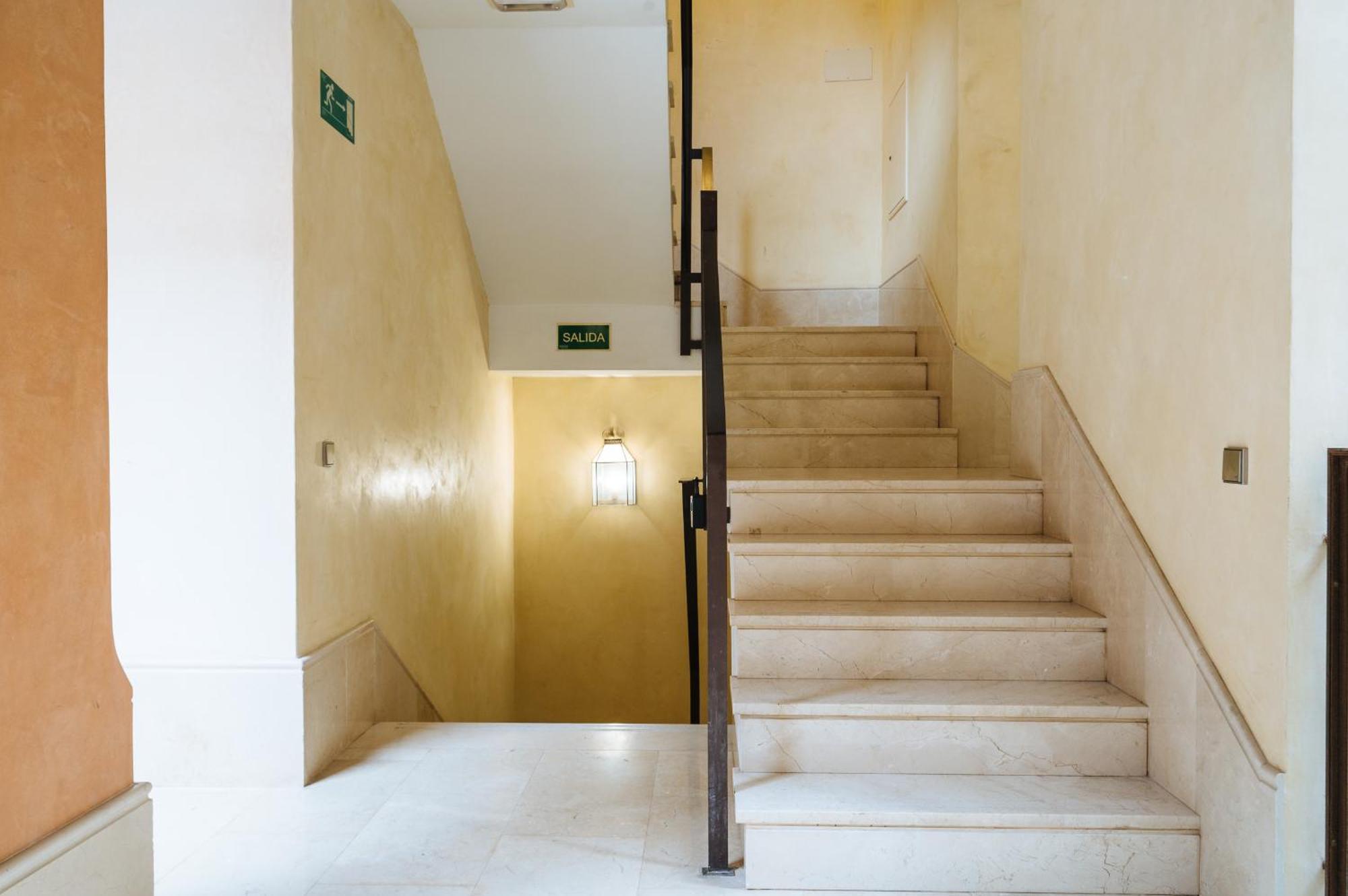 Apartamentos La Vistosona Sevilla Exterior foto
